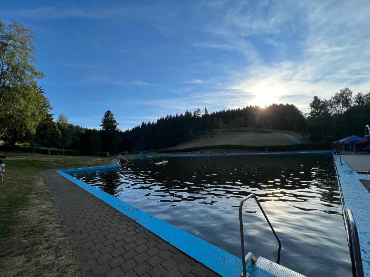 Apartment Annis Panoramablick Pool Sauna Tennis Schonach im Schwarzwald Exterior foto